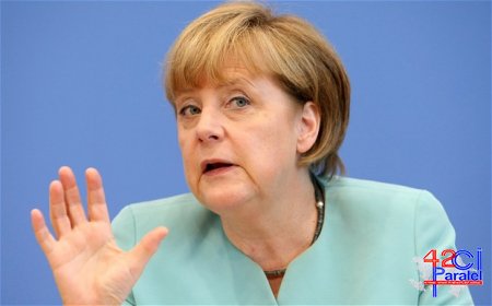 Angela Merkel: Avropa Komissiyası miqrant mövzusunu Ankara ilə müzakirə etməlidir