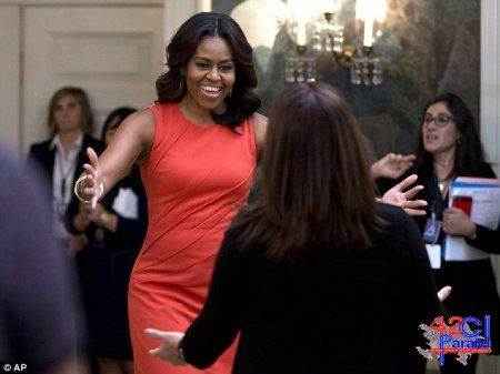 Amerikanın birinci xanımı belə rəqs etdi ( FOTO )