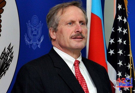 ABŞ səfiri neftçi ailələrinə baş sağlığı verdi