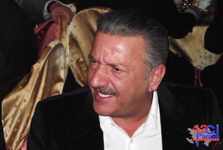 Azərbaycanlı milyarder özünü müflis elan etdi