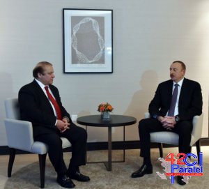 İlham Əliyev Davosda Pakistanın baş naziri ilə görüşdü