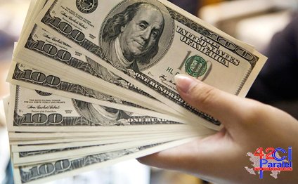 Mərkəzi Bank bir günə 200 milyon dollar satdı