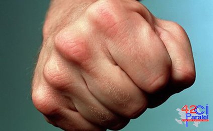 Qadını əri və onun ikinci arvadı döydü