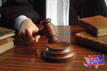 100 minlik dələduzluqda təqsirləndirilən şəxslər məhkəmədən azadlığa buraxıldı