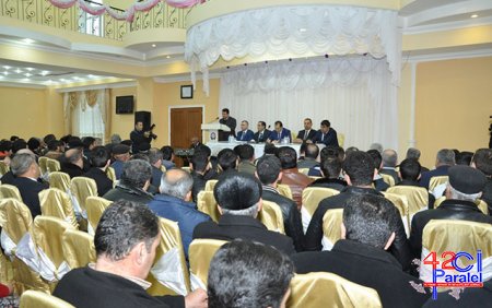 Məmurlar əhali ilə görüşlərə başladı