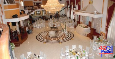 Böhran şadlıq saraylarını vurdu: restoranlar çökür, toylar 80 faiz azalıb