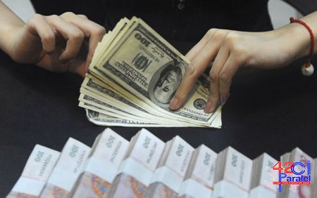 Dollar kreditləri ilə bağlı güzəşt reallaşa bilər? - Deputatdan bədbin proqnoz