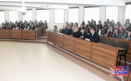 Naxçıvan Dövlət Universitetində Dünya Azərbaycanlılarının Həmrəylik Günü qeyd edilib