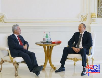 İlham Əliyev keçmiş prezidenti qəbul edib