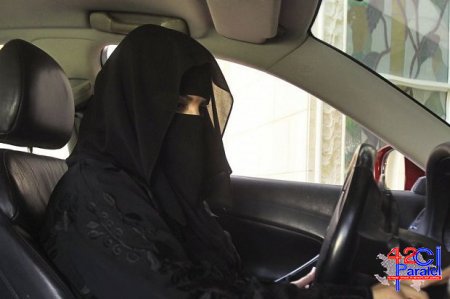 Almaniyada niqablı qadınların avtomobil sürməsi qadağan edilib